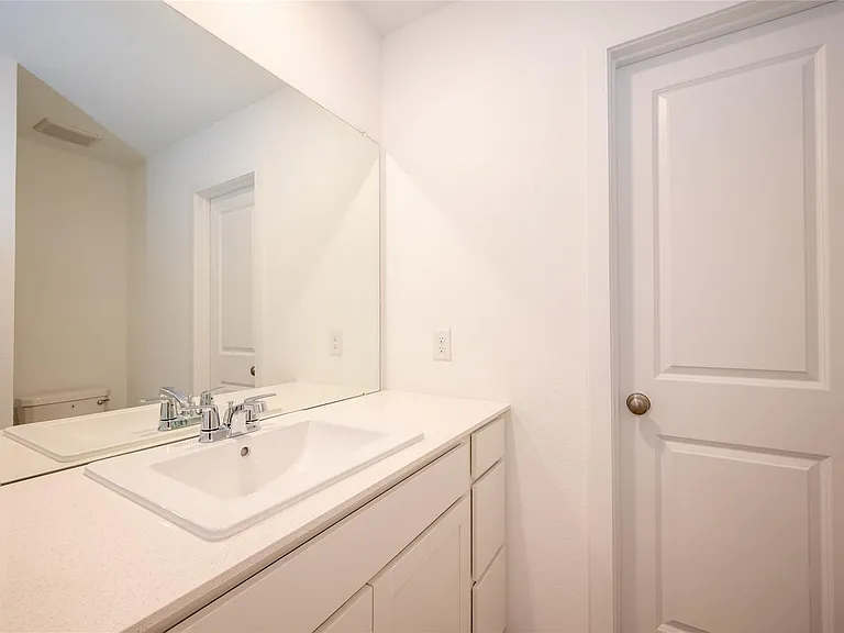 6147 Sunburst Scarlet St — Photo 24