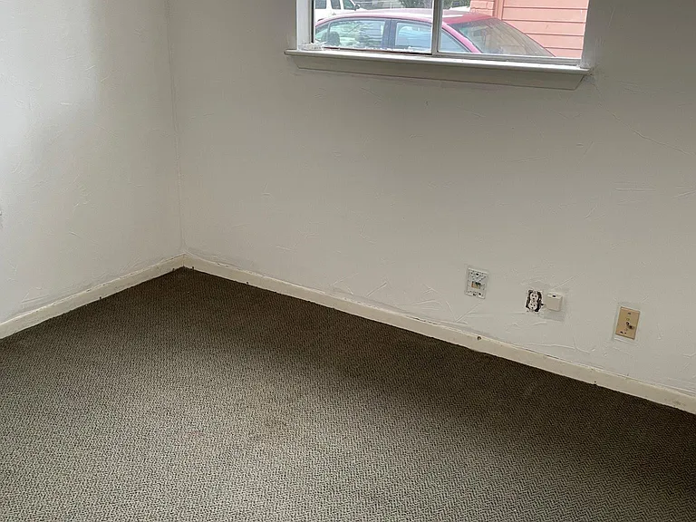 5030 Cinderella St — Photo 20