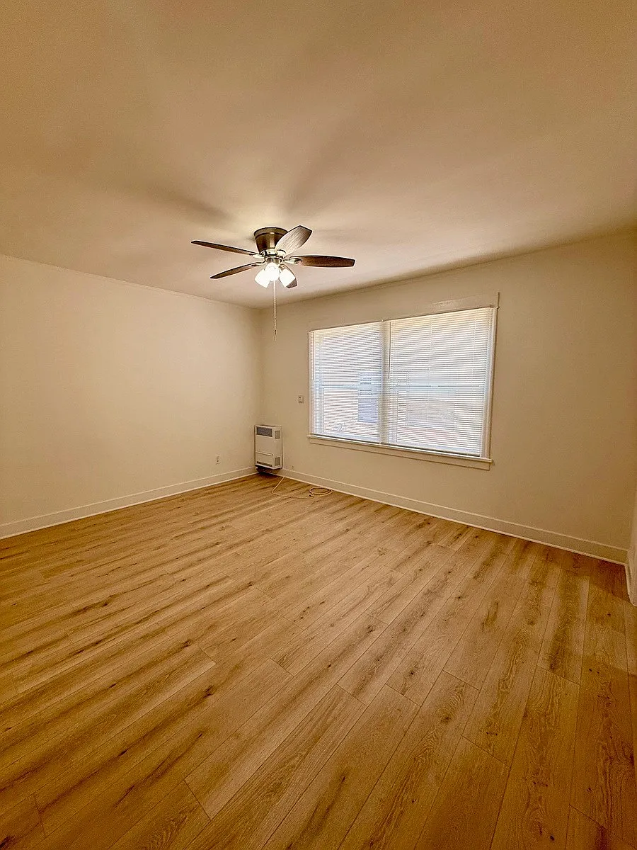 Building Photo - 3057 Leeward Ave #15