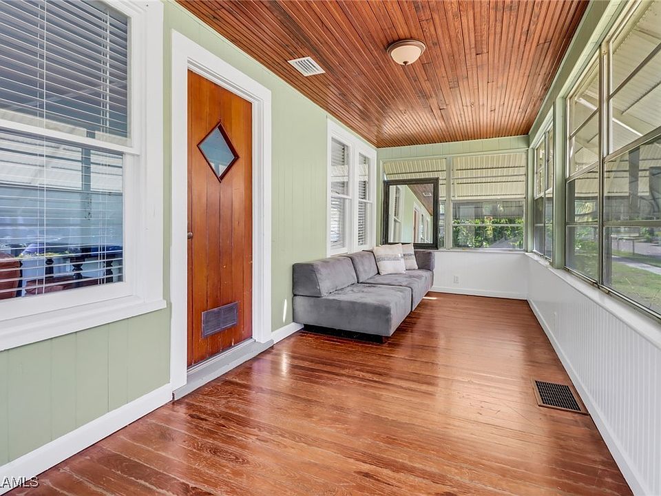 1st image of 1619 Poinsettia Ave