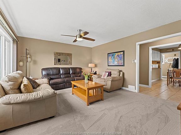 5th image of 2355 Pillette Rd