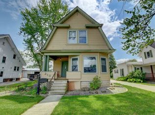 210 W Oak St, Butler, IN 46721