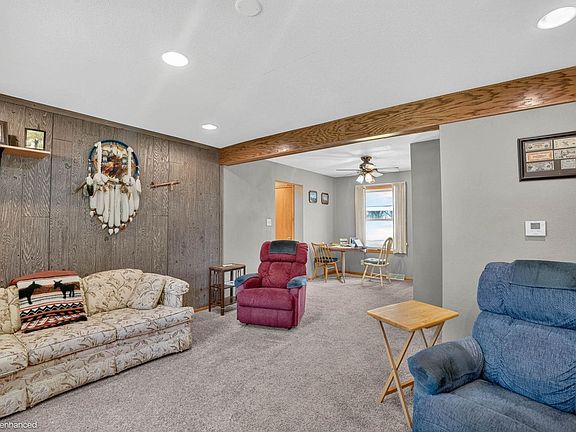 4th image of 1803 Huntington Rd