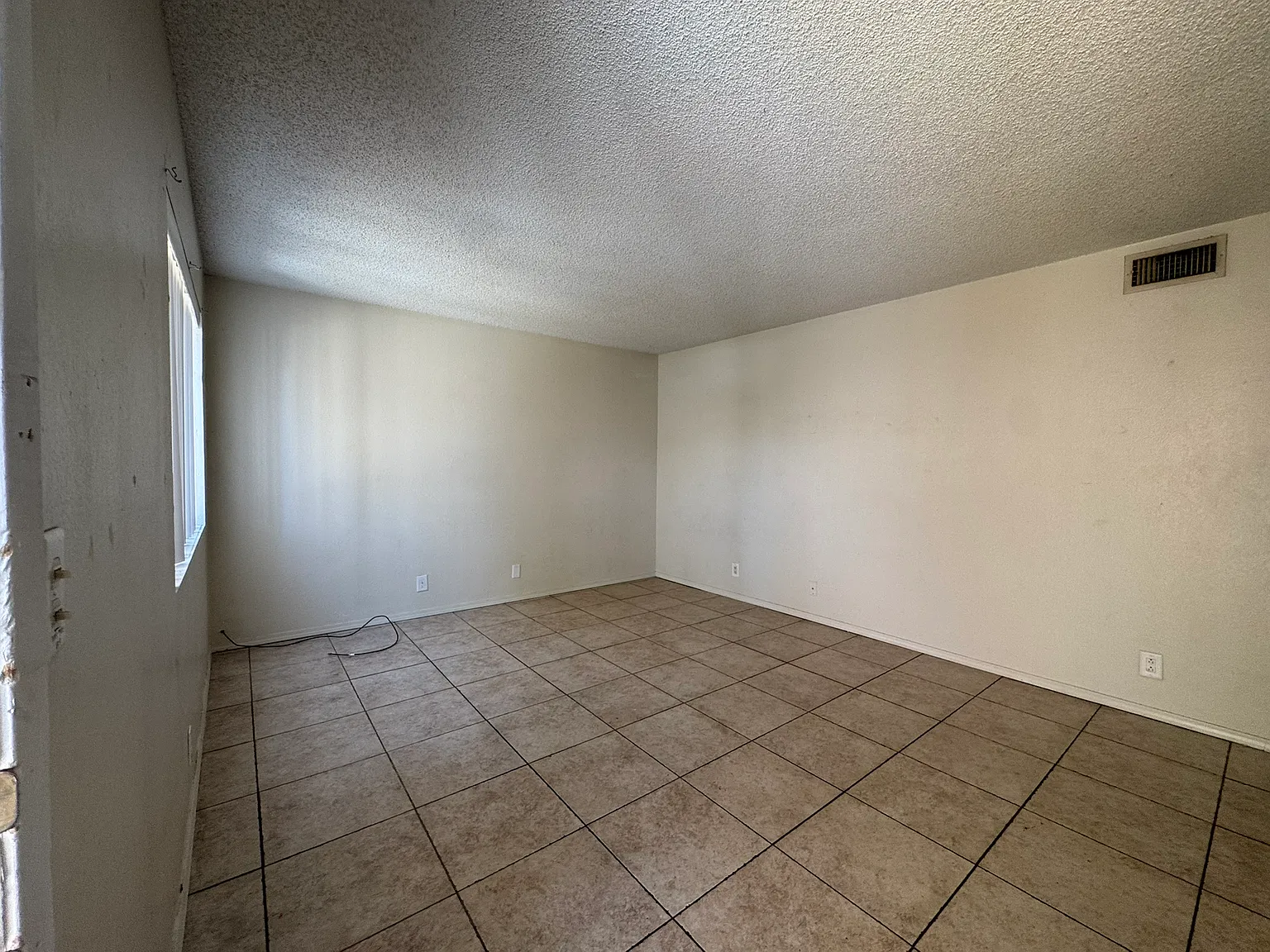 1 bed, 662 sqft, $875 — Photo 3