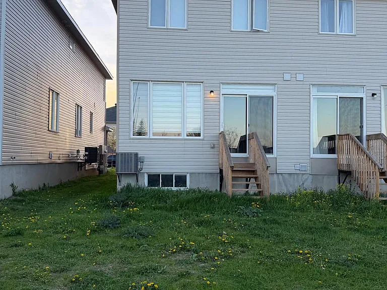 196 Hooper St — Photo 18