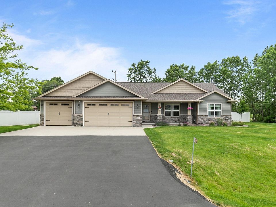 1st image of 1505 Woods Edge Ln