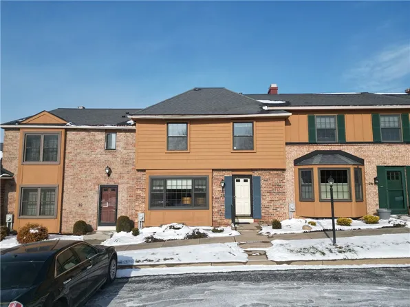 28 Georgetown Ln, Fairport, NY 14450