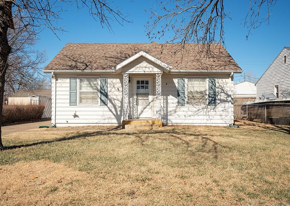 340 W Cloud St Salina KS 67401 Zillow