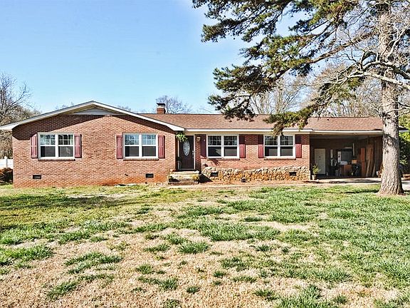 2nd image of 629 Bancroft Dr