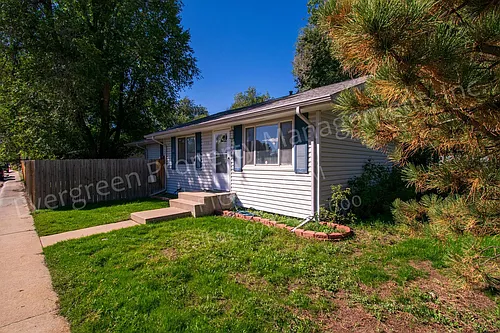121 Buckingham St Photo 1