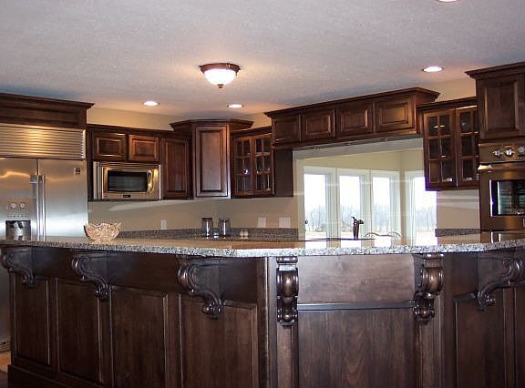 Kitchen bar