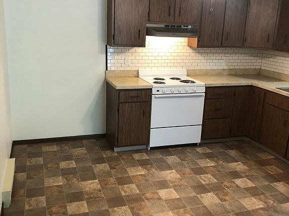 2nd image of 4544 Governors Dr APT 5