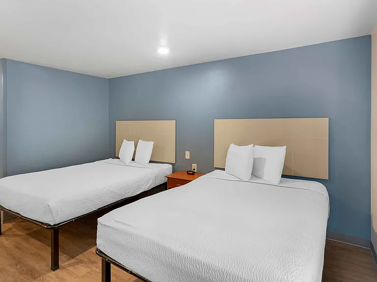 Studio Suite - 2 Queen Beds