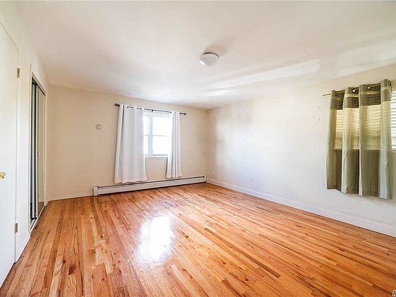 4th image of 14340 Roosevelt Ave APT 2C