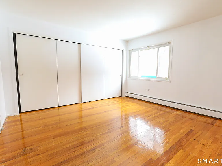 1 Camelot Dr #2 — Photo 13