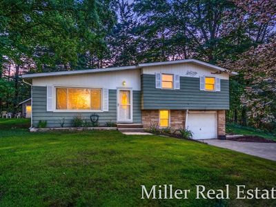 2682 Quakezik St, Hastings, MI, 49058