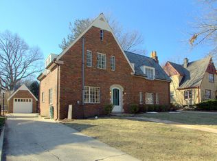 707 W Delaware Ave, Urbana, IL
