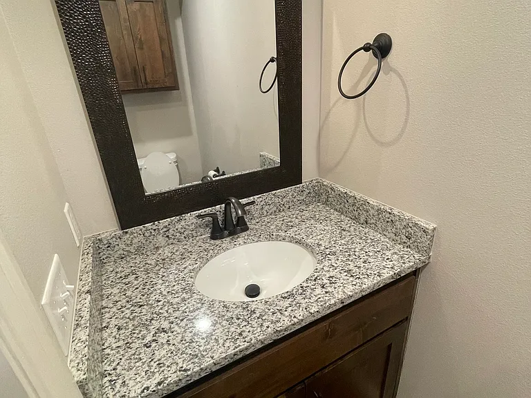 1042 Sheldon Dr #D — Photo 19