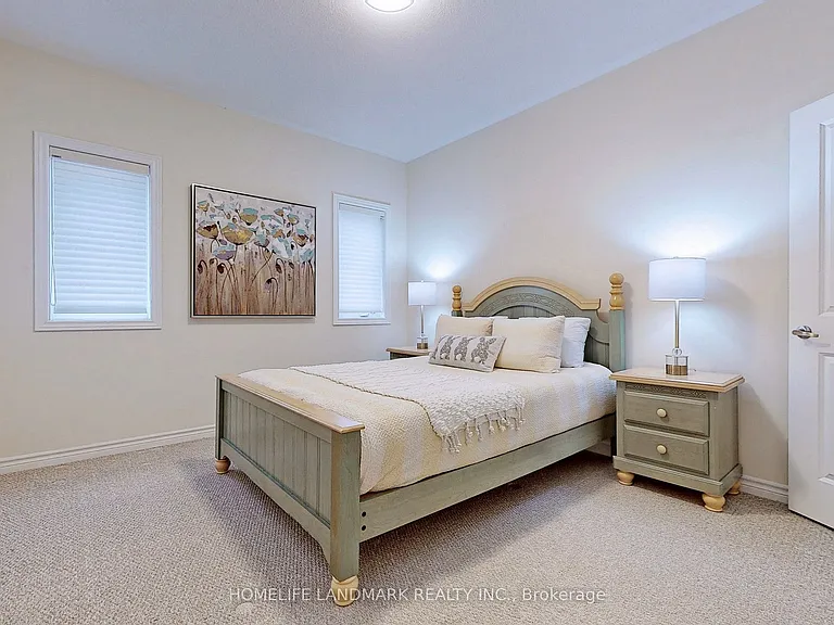 75 Mitchell Pl — Photo 45