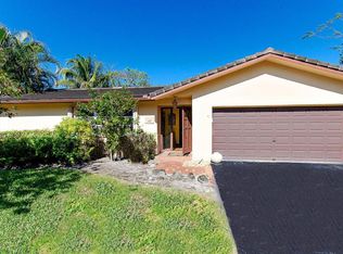 107 Pinehurst Ln, Boca Raton, FL 33431