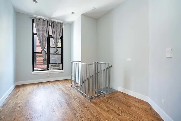 Rented by Compass | media 6