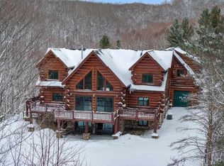 796 Bellmer Rd, Petoskey, MI 49770