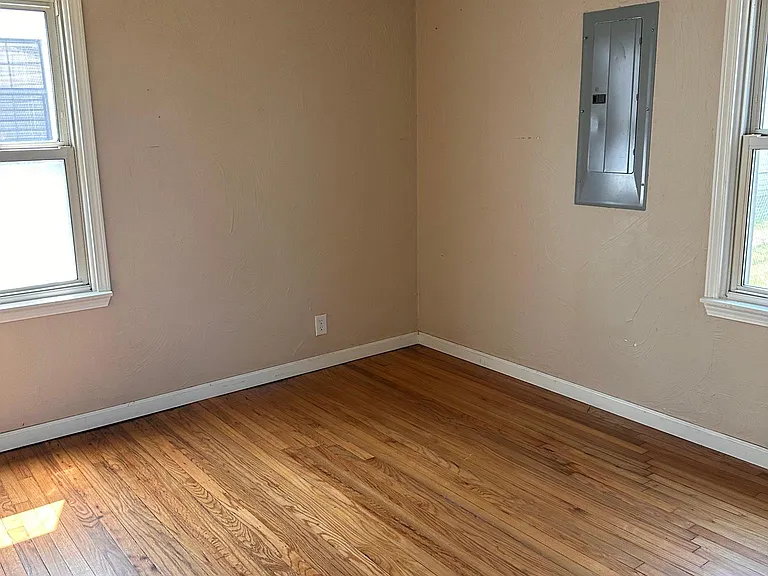 3122 N Beard Ave — Photo 8