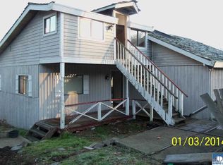 11 One Horse Ln, Port Angeles, WA 98362