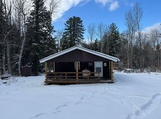 651 Hennessey Rd, Bakersfield, VT 05441