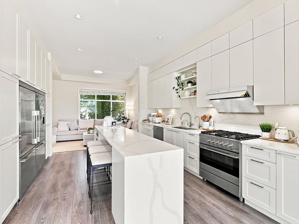 1st image of 16828 Boxwood Dr #5
