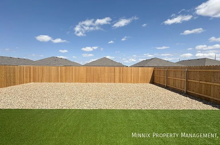 8007 Date Ave — Photo 23