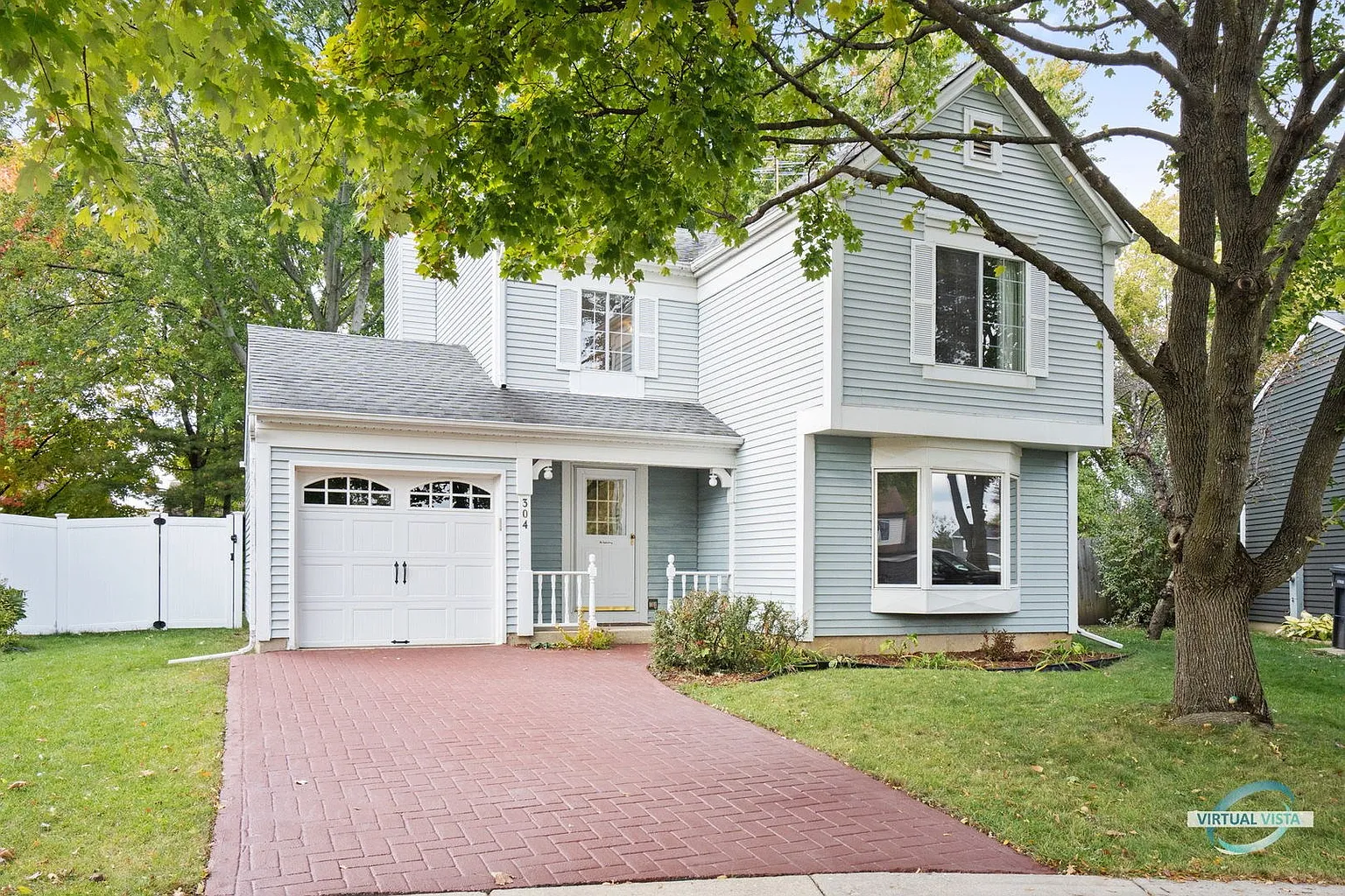304 Court Of Elm photo 1