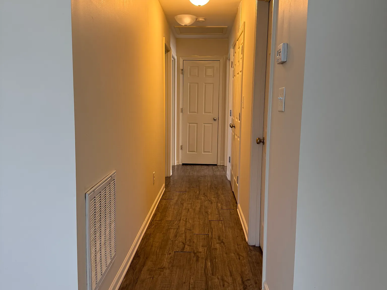 3 bed, 1250 sqft, $1,400 — Photo 4
