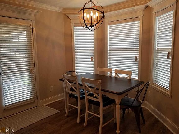 5th image of 309 Edgarton Way