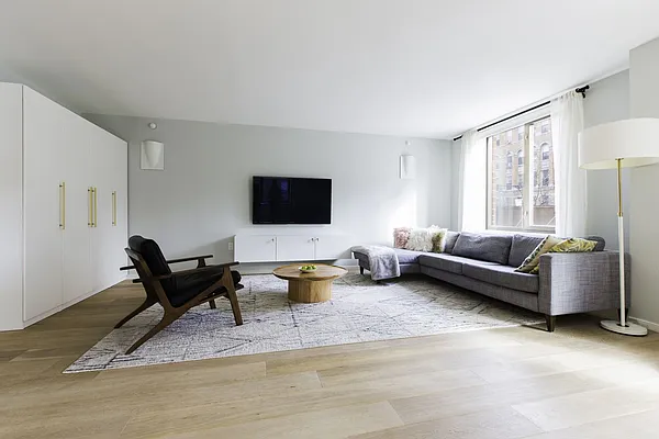 Sold by Compass | media 3