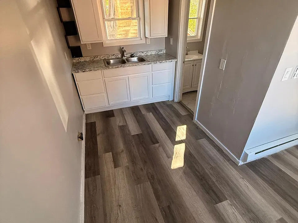 31 Freedom St #4