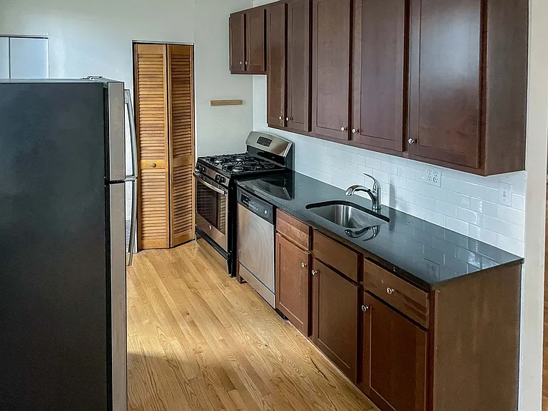 2600-10 N. Racine / 1206-10 W. Wrightwood — Photo 29