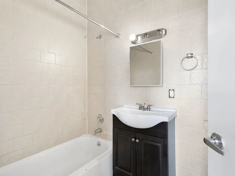 2342 Atlantic Ave #5D — Photo 10