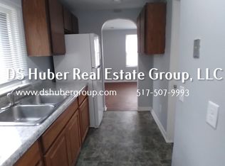 1225 W Maple St, Lansing, MI 48915