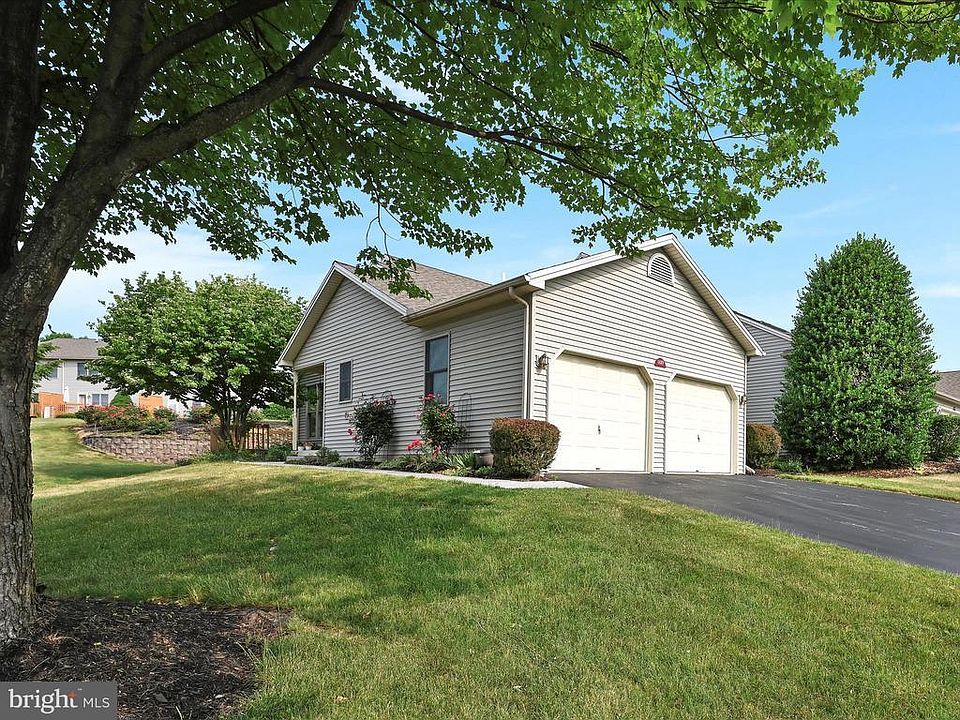 1st image of 1489 Maplewood Dr