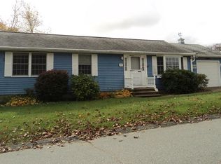75 4th St, Somerset, MA 02726