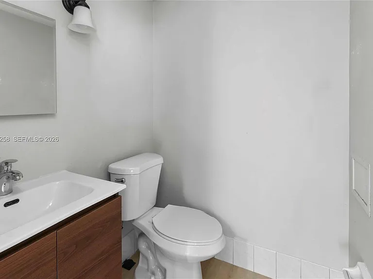 9411 SW 4th St #308 — Photo 15