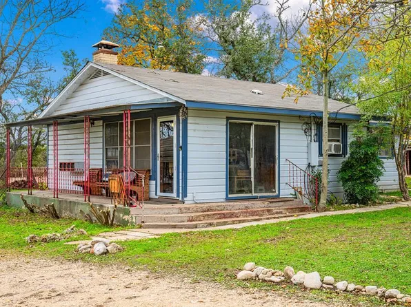 5 Cypress Creek Rd, Comfort, TX 78013