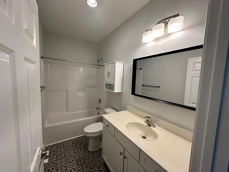 4 West St — Photo 17