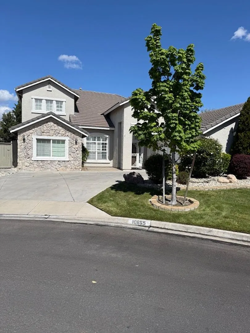 Building Photo - 10665 Blue Moon Ct
