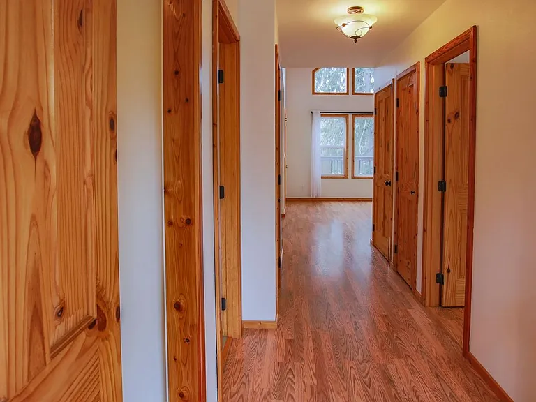 1130 Honeymoon Lake Dr — Photo 7
