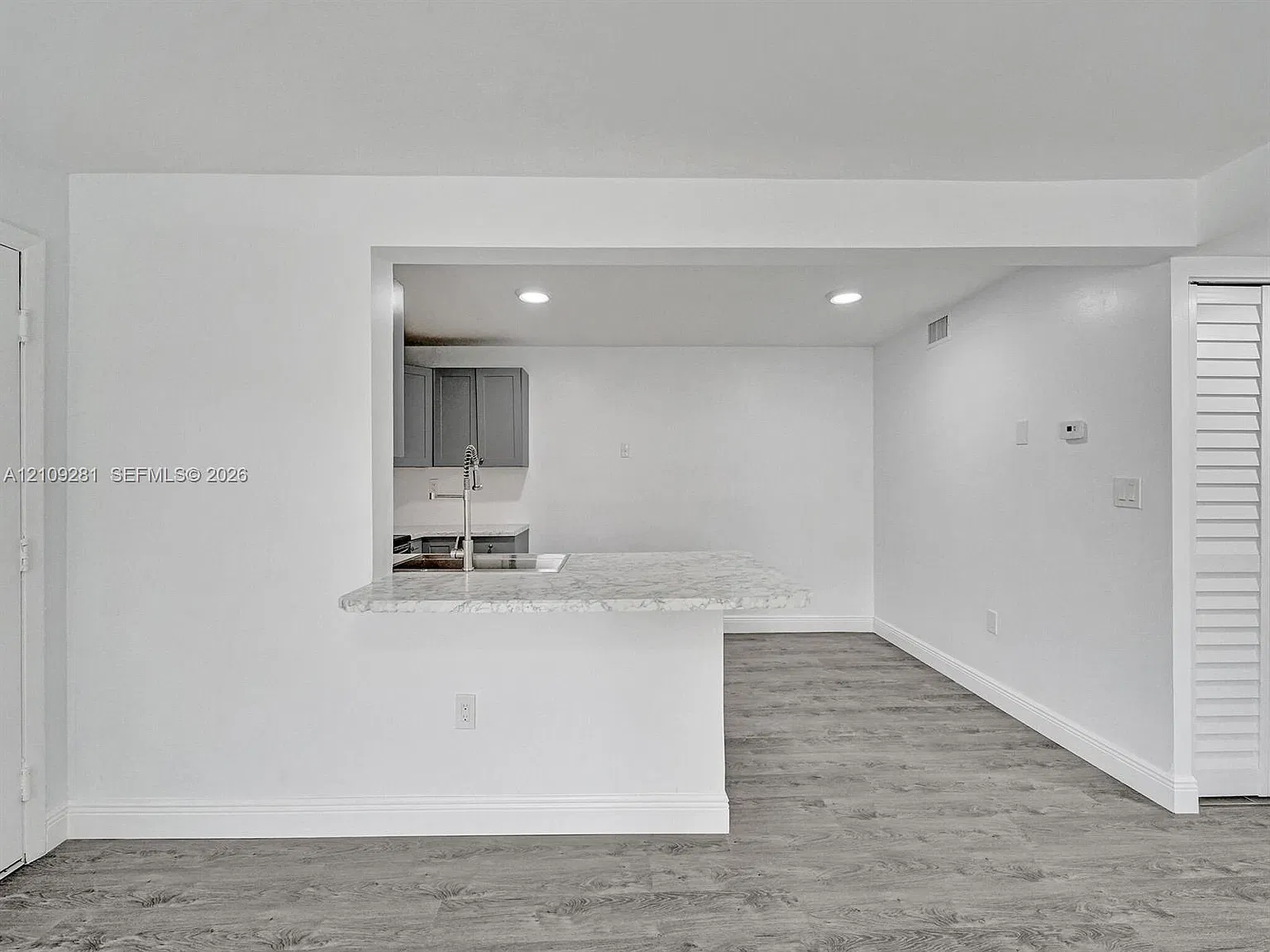 Palms Of Pembroke Condo — Photo 4