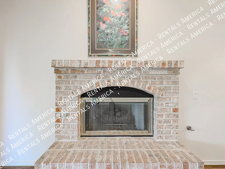 5351 W Saragosa St — Photo 9