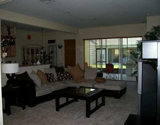 5th image of 2233 Granger Ave