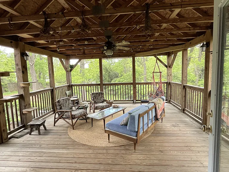 176 Sulphur Springs Rd — Photo 25